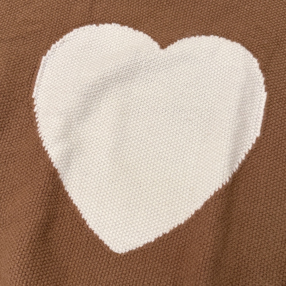 Heart Pattern Brown Sweater - Picture 2 of 9